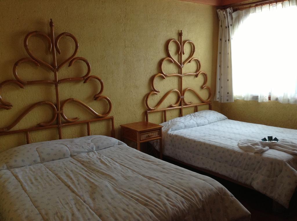 Hotel La Herradura Tecozautla Værelse billede